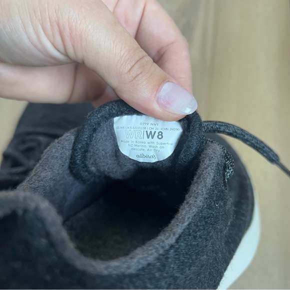 Allbirds Wool Runners - Picture 9 of 11